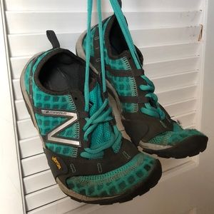 Vibram New Balance Minimus Teal Sneakers Sz 6 1/2